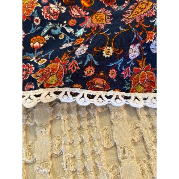 Pink Republic Shorts Women’s Navy Patterened  Size M Lace Edging Casual Comfy - Picture 3 of 8